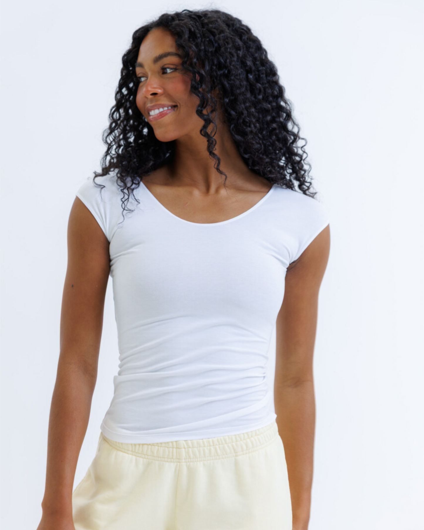 Essential Tee Classic Comfortable Everyday Casual Unisex T-Shirt